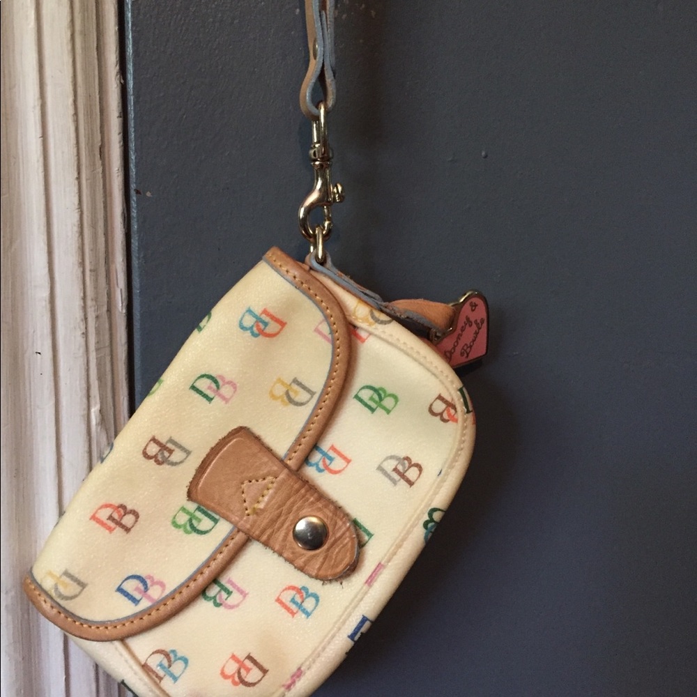 Vintage Dooney and Bourke Wristlet - Picture 3 of 5